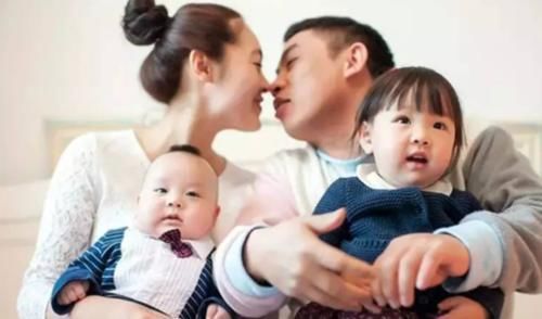 轻松|怀二胎会轻松点吗?这三点原因,每一点都让孕妈感觉害羞!