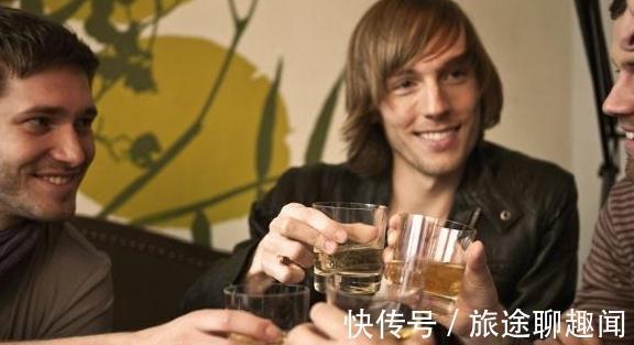 尿酸高|尿酸高,最好少碰这4种食物,多吃3物,痛风或能悄悄“溜走”