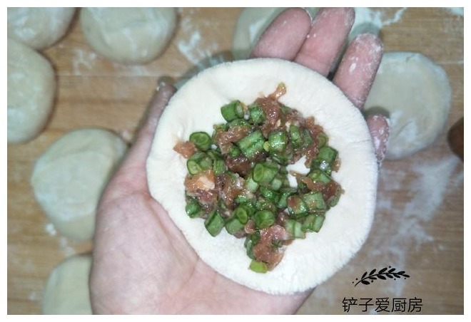 秋天蒸包子,就爱吃这馅,再贵也要买,比韭菜芹菜都香,太好吃了