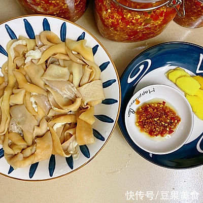 冬天的的味道，简单易做的清炒鹅肠不用烤箱照样能做