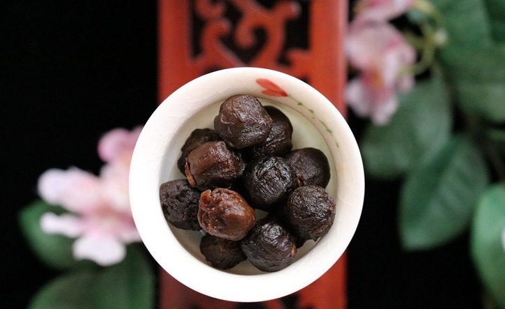 桂圆干|8月要常吃桂圆,教你正确吃法,好吃不上火,气色差的人多吃点