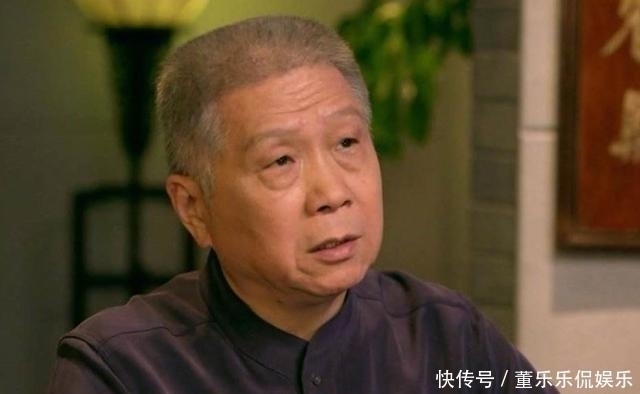 他辞去警察改行当作家,荣获茅盾文学奖,马未都见了都叫大哥