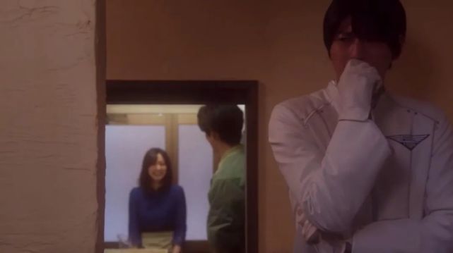 印章|假面骑士Revice The Mystery第二集剧情简介,门田超人再次倒下