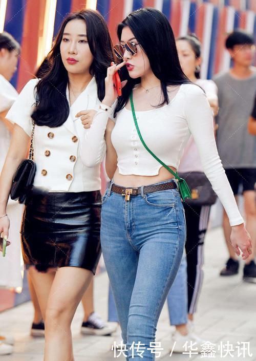 牛仔裤的不同搭配，时尚又大气，经典穿搭