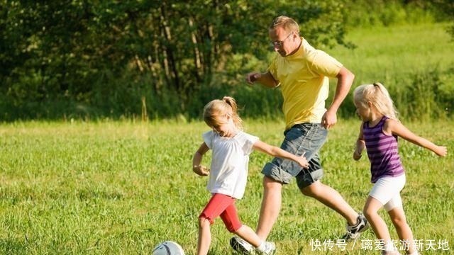 长大|孩子爱出门浪还是宅在家,长大后这些区别很明显,家长多重视些