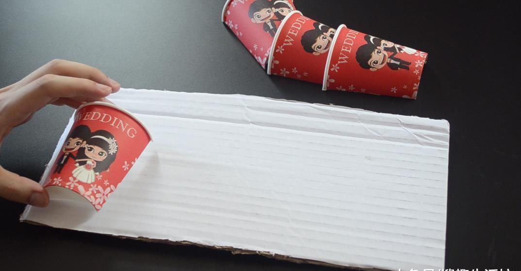纸杯|一次性纸杯这样改造一下, 放在卫生间里有大用处, 看完你会感谢我的