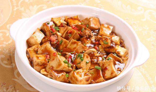 正确|原来这才是麻婆豆腐的正确做法,教你几个诀窍,豆腐入味又下饭!