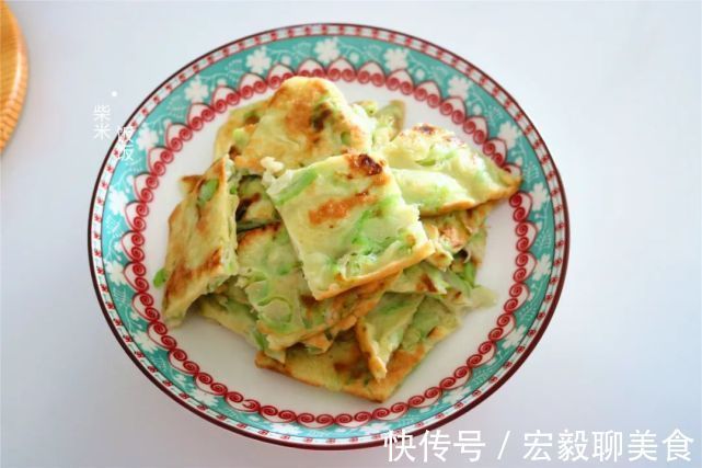 鸡蛋|丝瓜别总炒着吃了，加点面粉和鸡蛋，香软可口，早餐吃很不错
