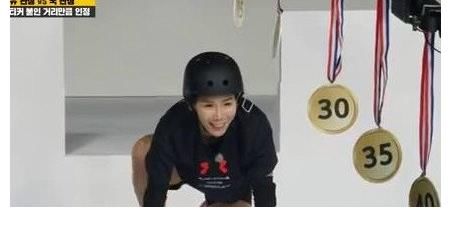 池石鎮|女排成員大爆發，各種搞笑各種逗，池石鎮最開心，仿佛看到李光洙