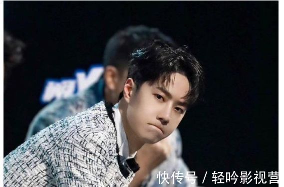 王一博每次化妆都不浪费，看秀后再拍录像，粉丝：勤俭持家