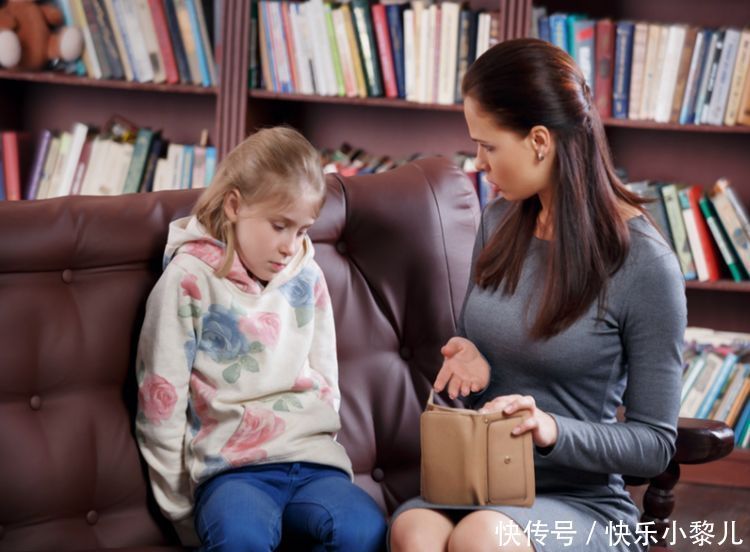 孩子|儿子一上学就喊肚子疼,父母责怪孩子骗人,知道真相后父母很自责