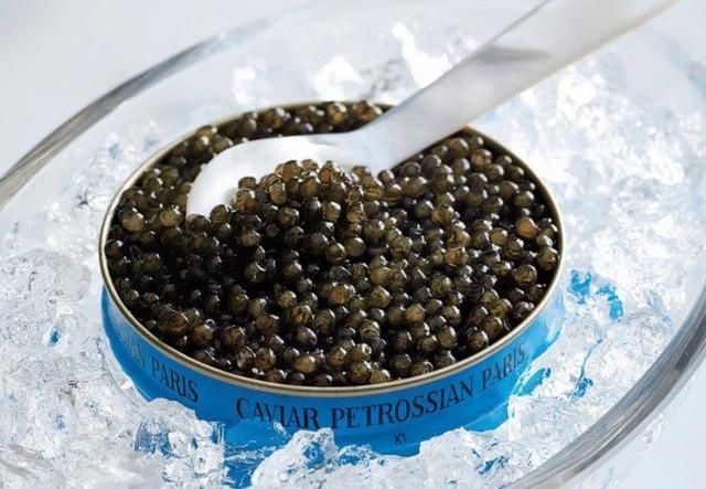 俄罗斯|东北爷们看完俄罗斯的“下酒菜”,陆续放下筷子不愧是战斗民族