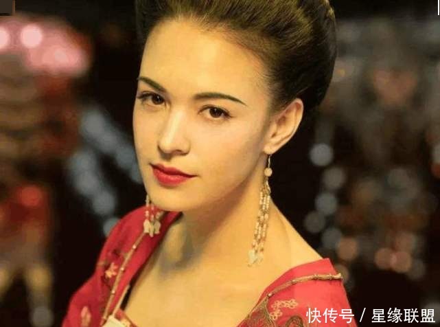 下联|上联 孔子老子孟子墨子庄子五子名扬千古,下联一出我笑了