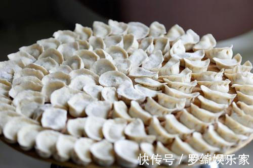 包饺子|做韭菜饺子馅，牢记“3不放”，很多人不懂，难怪没有饭店里的香
