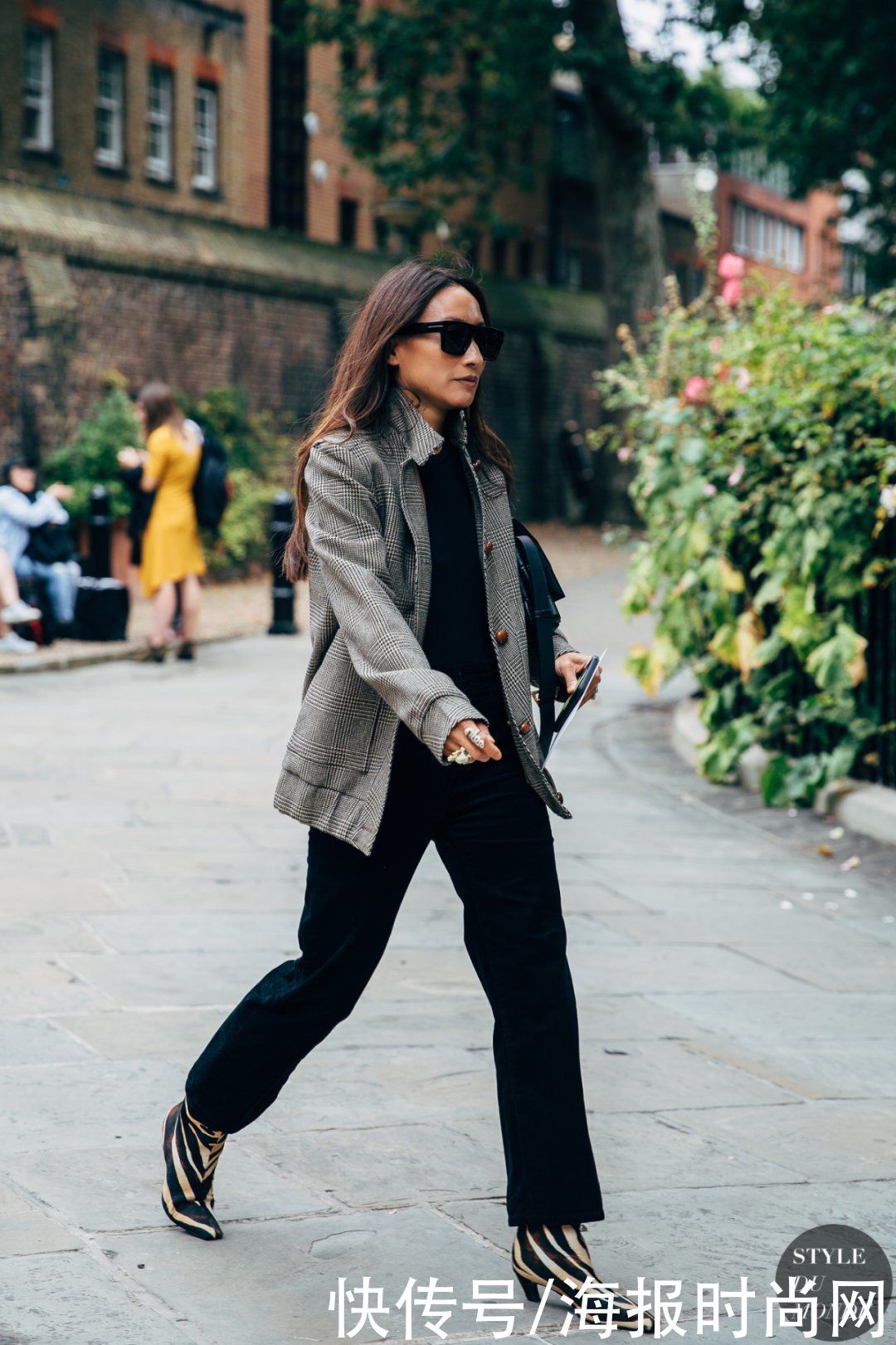 春天别穿得太用力，这五个单品能让你美好几个月