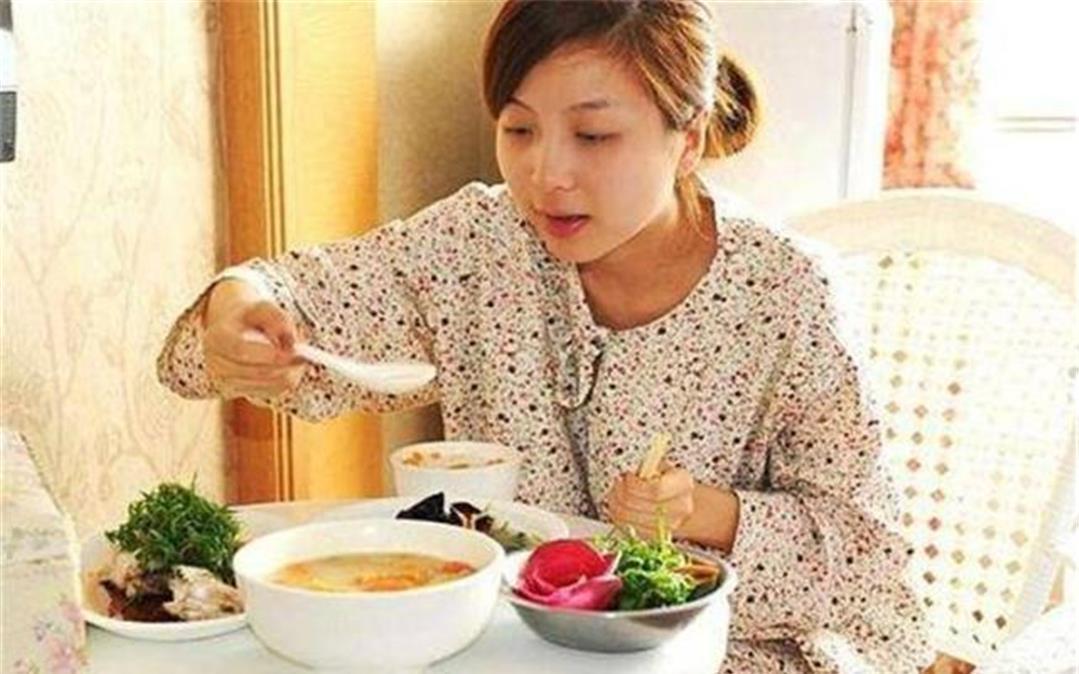 姑娘|还记得那个生完娃,一夜变成“老太婆”的姑娘吗?如今变成了这样