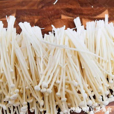 青线椒|新手增强自信心的凉拌菠菜！上桌秒光盘