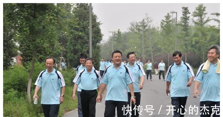 颈肩|坚持每天走路,就可以“走掉”这4种疾病