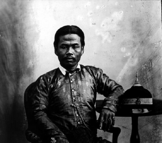 贵族|1860年代泰国精英老照片都是曼谷王朝的贵族,曾出使欧洲谈判