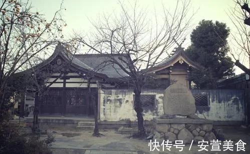 对联|破庙对联难倒乾隆,路过乞丐轻松对答,乾隆听后脸色大变!