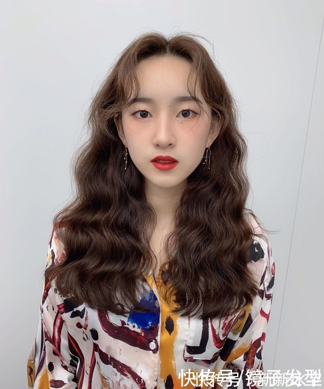 锁骨 “最女神”发型27款,无论直卷都很美,爱美女性都喜欢