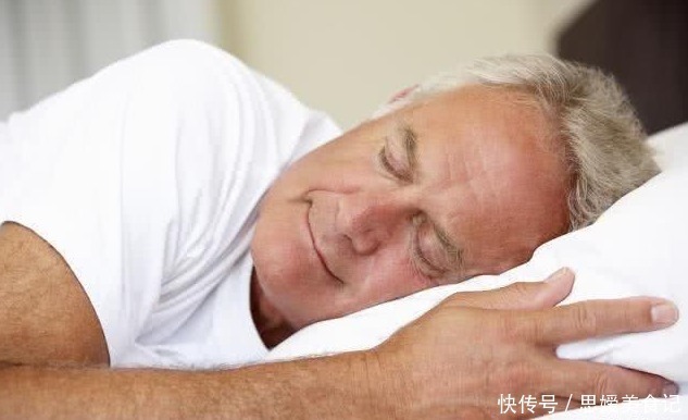 糖尿病人|糖尿病可以活多少年?提醒:睡觉时有4种表现,抓紧查一查血糖