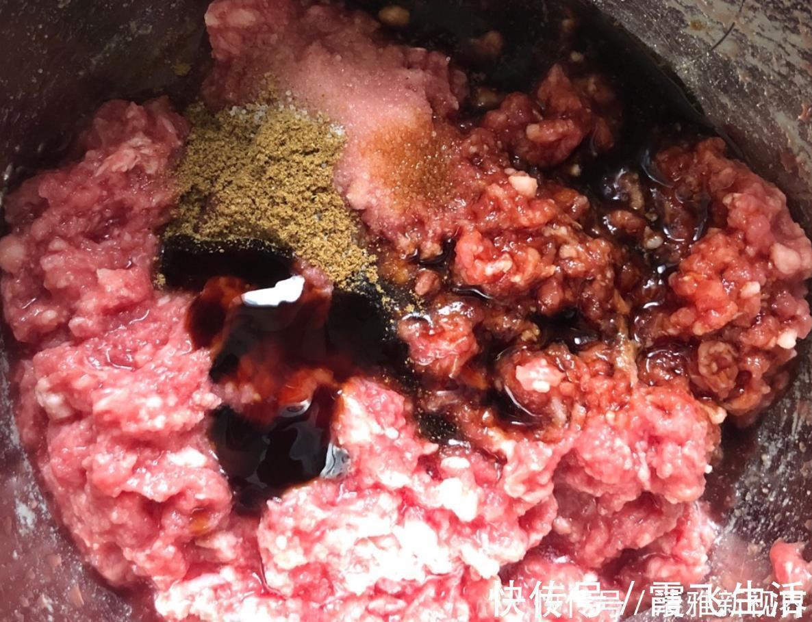 鲜香|包萝卜馅饺子别再焯水了，学会这样做，鲜香味美，营养不流失
