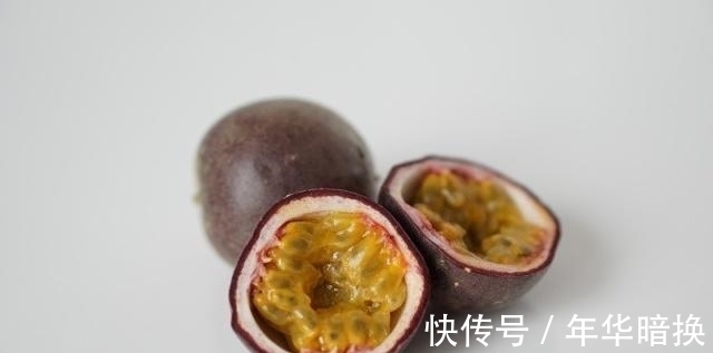 蜂蜜|百香果蜂蜜水,应该用热水泡还是冷水泡?可能很多人都喝错了