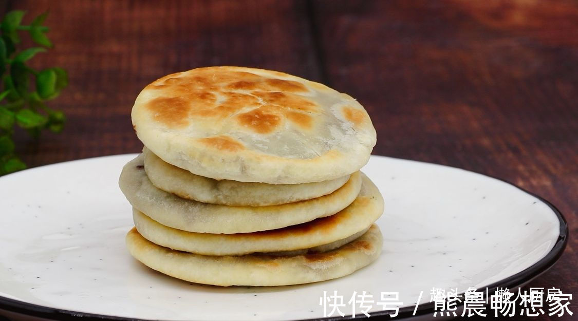 早餐饼|红糖饼不用发面，还会流心，吃在嘴里会爆浆