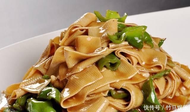 常吃|女性不想满脸皱纹,要常吃此物,皱纹少了,皮肤也细腻了