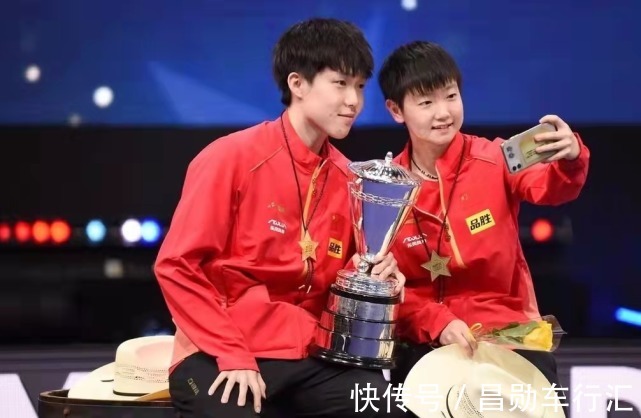 国乒|破案了!国乒小魔王孙颖莎或许已经有心仪对象了,真的是郎才女貌