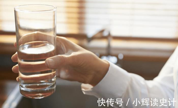 血糖水平|南瓜是糖尿病的“发物”？医生：若想血糖平稳，3种素食要远离