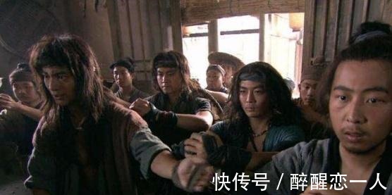 梁山#此人将梁山结局看透,装病离开宋江后,最终在海外建国称王!