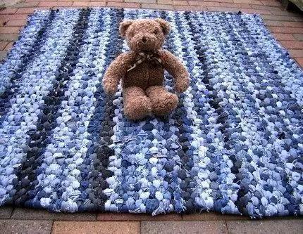 教程|家里的旧牛仔，不用扔，巧利用改造成地毯，美观又实用！附教程