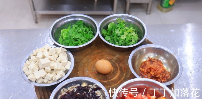 冬天晚餐吃什么推荐这5道热乎家常菜,营养又下饭,下班照着做!