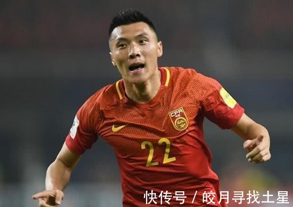 北京国安俱乐部|出局!国足惨败日本后,球迷向李霄鹏建议这3人可以回家休息了