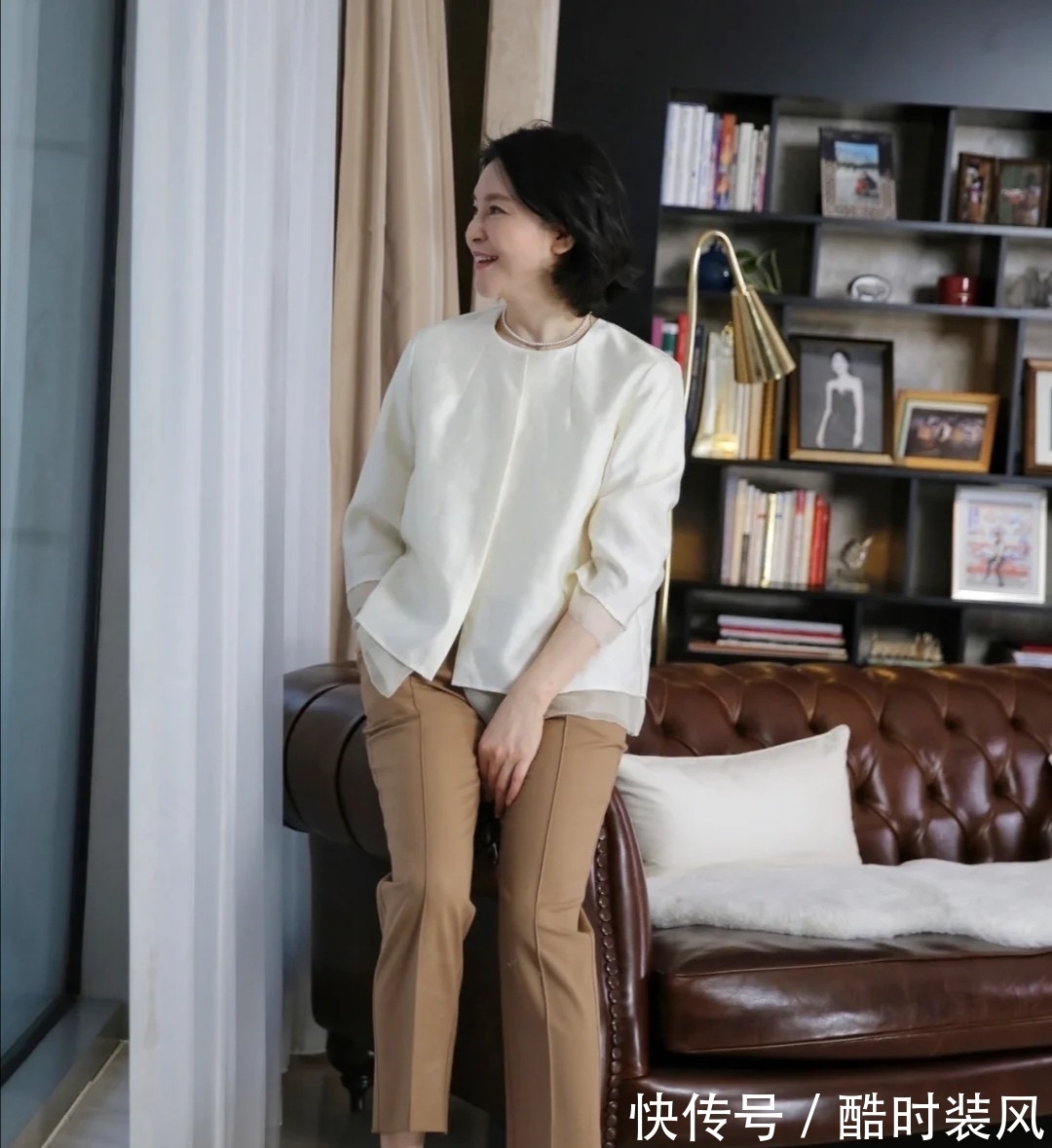 穿搭 她才是50岁+妈妈们的穿衣榜样!自然真实不扮嫩,得体大方有气质