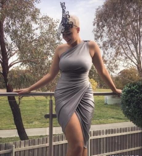 体重|筷子腿久看会疲劳,换个角度,大码模特的粗腿宽臀也好看