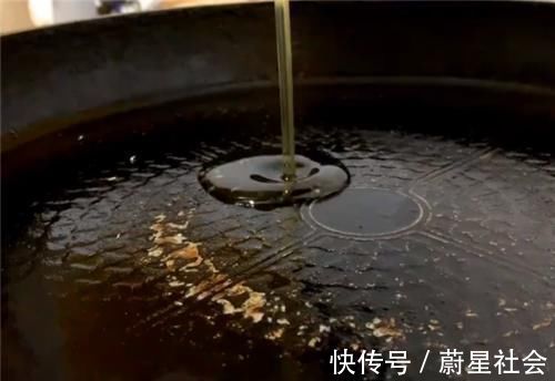 教你一个面粉新吃法,不用油炸不用蒸,出锅吃光光,给肉也不换