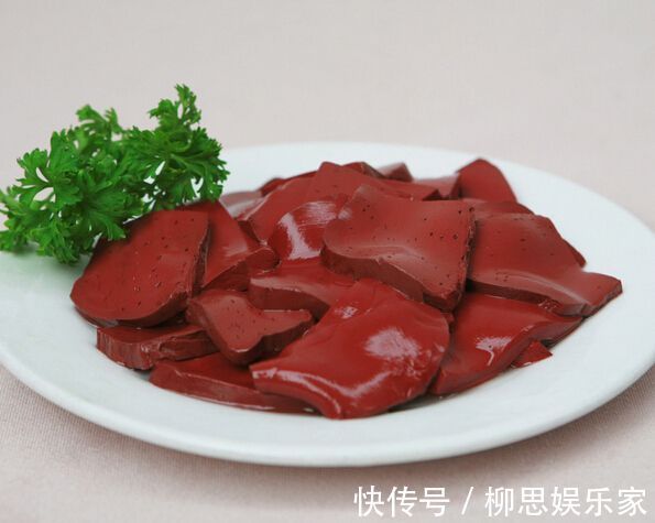 卵巢|女性经期多吃5种食物,排清子宫毒素,保养卵巢,远离妇科疾病