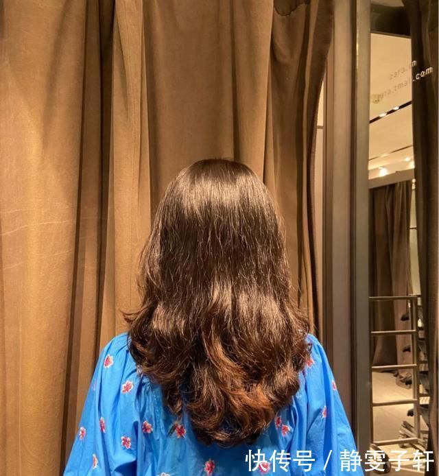 发型|你适合“烫头”还是“直发”?关键看这几点,30岁以上选错真显老