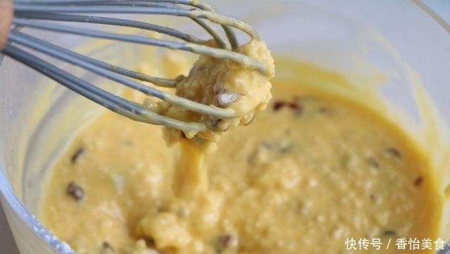 蛋糕|小米也能做蛋糕?没有烤箱也无妨,蒸完松软又香甜