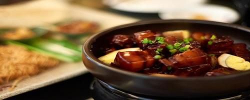 砂锅五花肉|正宗的砂锅炖肉的做法，补充营养、增强免疫功能的好处