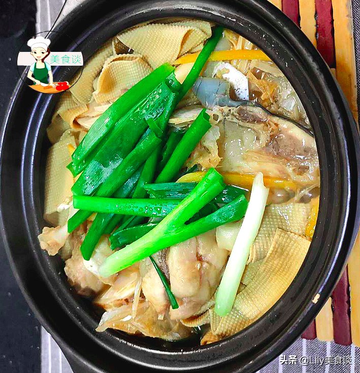 鱼头|冷天,家人最馋我做的腐竹鱼头煲,焖一锅特鲜美,好吃营养又好做