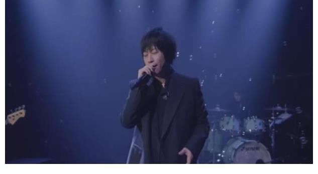 TMEA音乐盛典状况百出，吉克隽逸反应能力强，女团造型遭吐槽