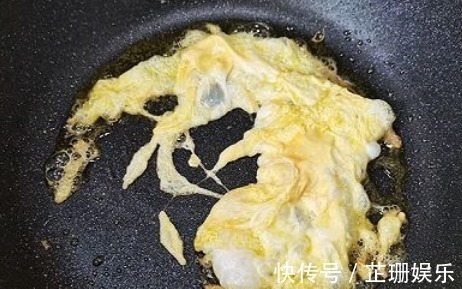 剩米饭别倒掉，教你一个新吃法，多加一步，营养美味孩子爱吃！