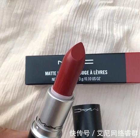 显白口红有哪些?mac万人爱,迪奥有档次,阿玛尼持久度最好