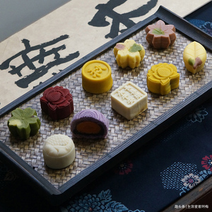 茶食搭配口诀甜配绿,酸配红,咸配乌龙,坚果配黑茶