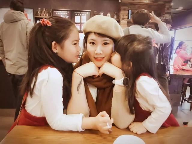 夫妻俩|妻子生下二胎,医生说里面还有东西,取出的东西让丈夫怒了