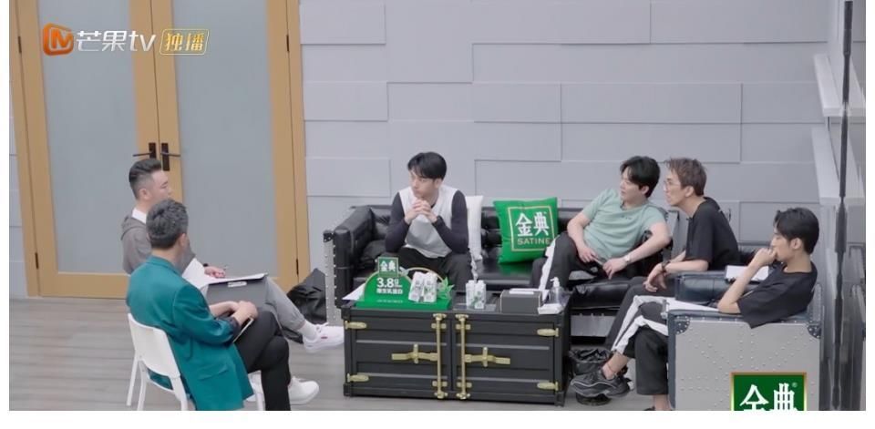 《追光吧哥哥2》十月开录,这几个哥哥真该去《披荆斩棘》